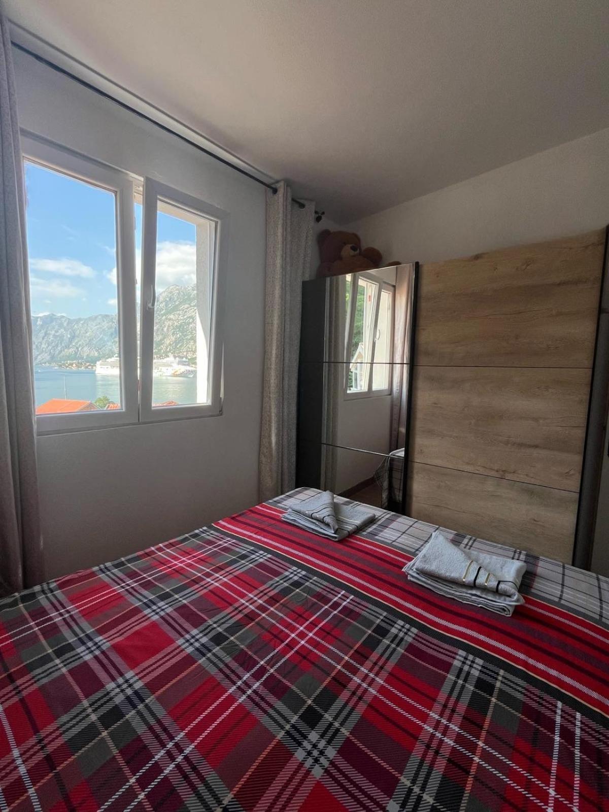 Appartement Asija à Kotor Extérieur photo